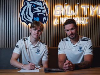 Adrien Bartovič podpísal profesionálny kontrakt s klubom Bílí Tygři Liberec