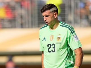 Emiliano Martinez.