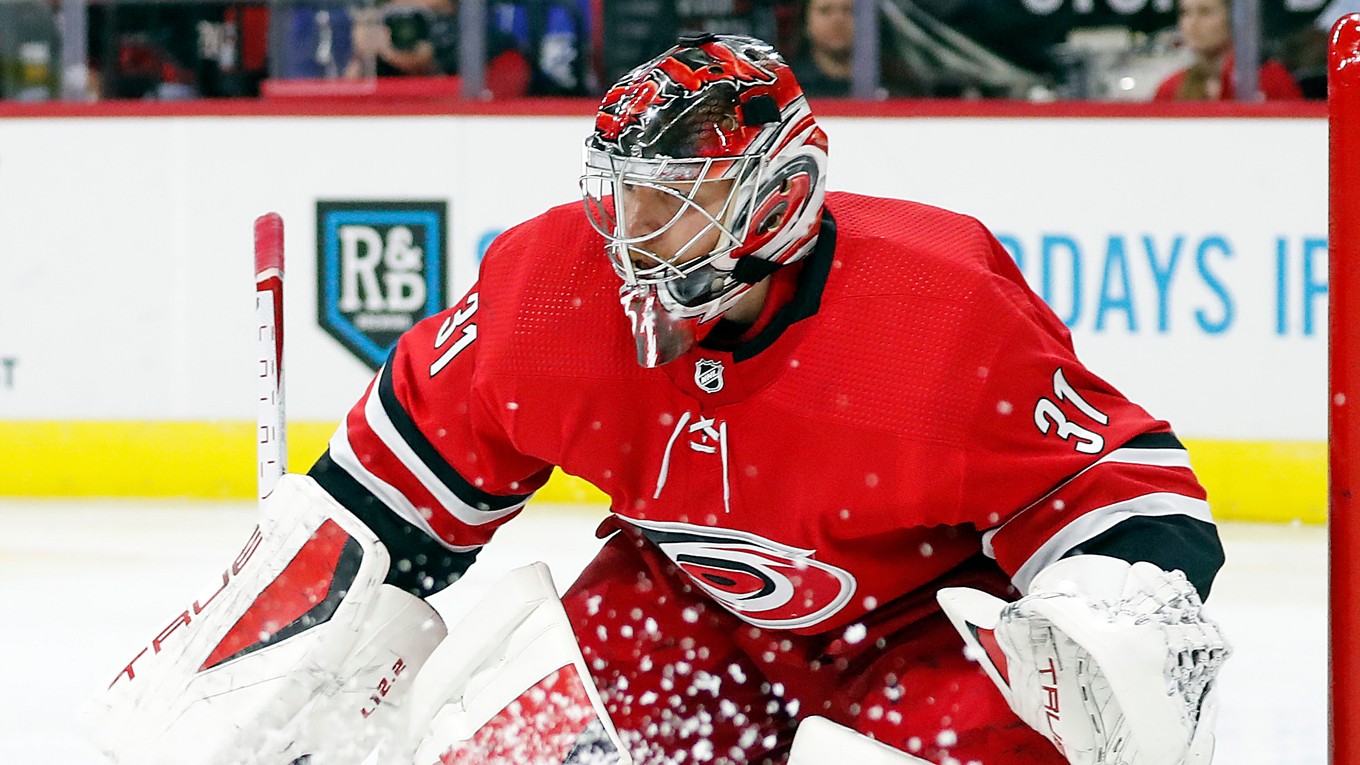 Dánsky brankár Frederik Andersen.