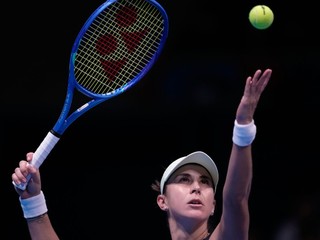 Belinda Benčičová. 