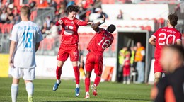Futbalisti MFK Zvolen oslavujú gól