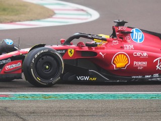 Lewis Hamilton na monoposte Ferrari.