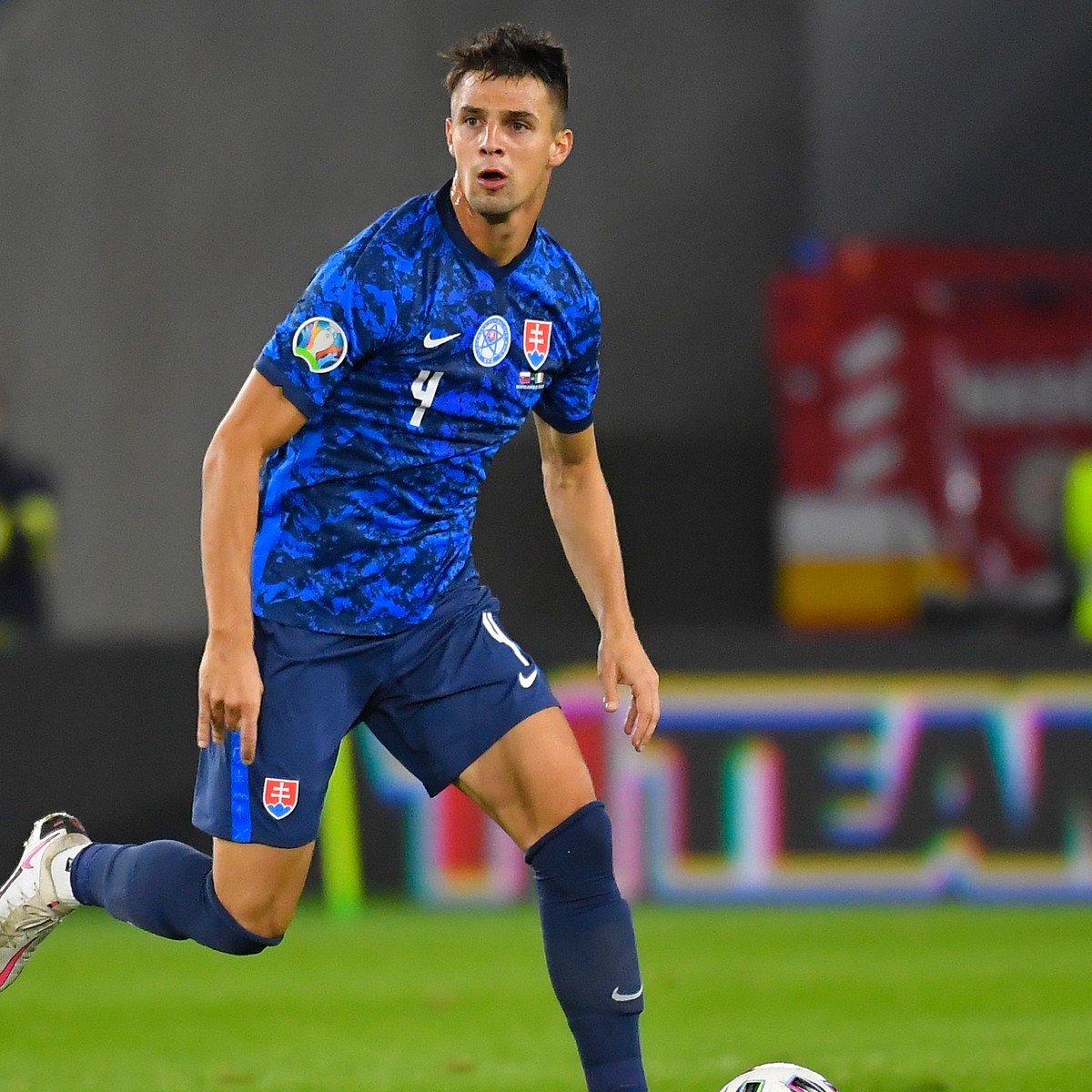 Martin Valjent v zápase semifinále baráže o Euro 2020 proti Írsku.