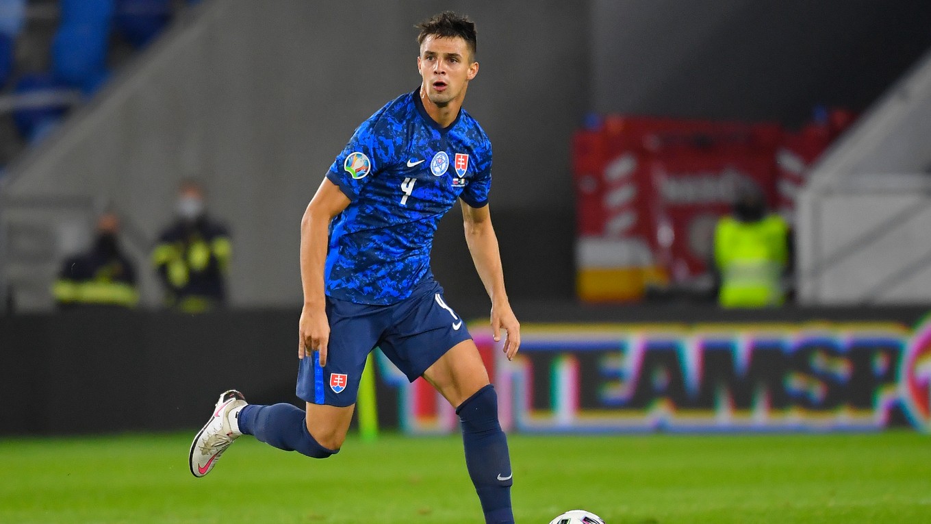 Martin Valjent v zápase semifinále baráže o Euro 2020 proti Írsku.