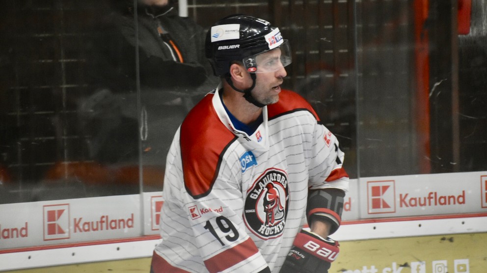 Michel Miklík v drese HK Gladiators Trnava.