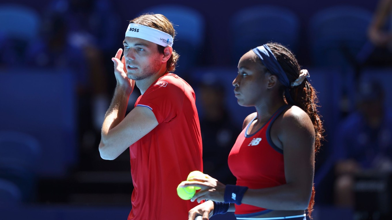 Taylor Fritz a Coco Gauffová.