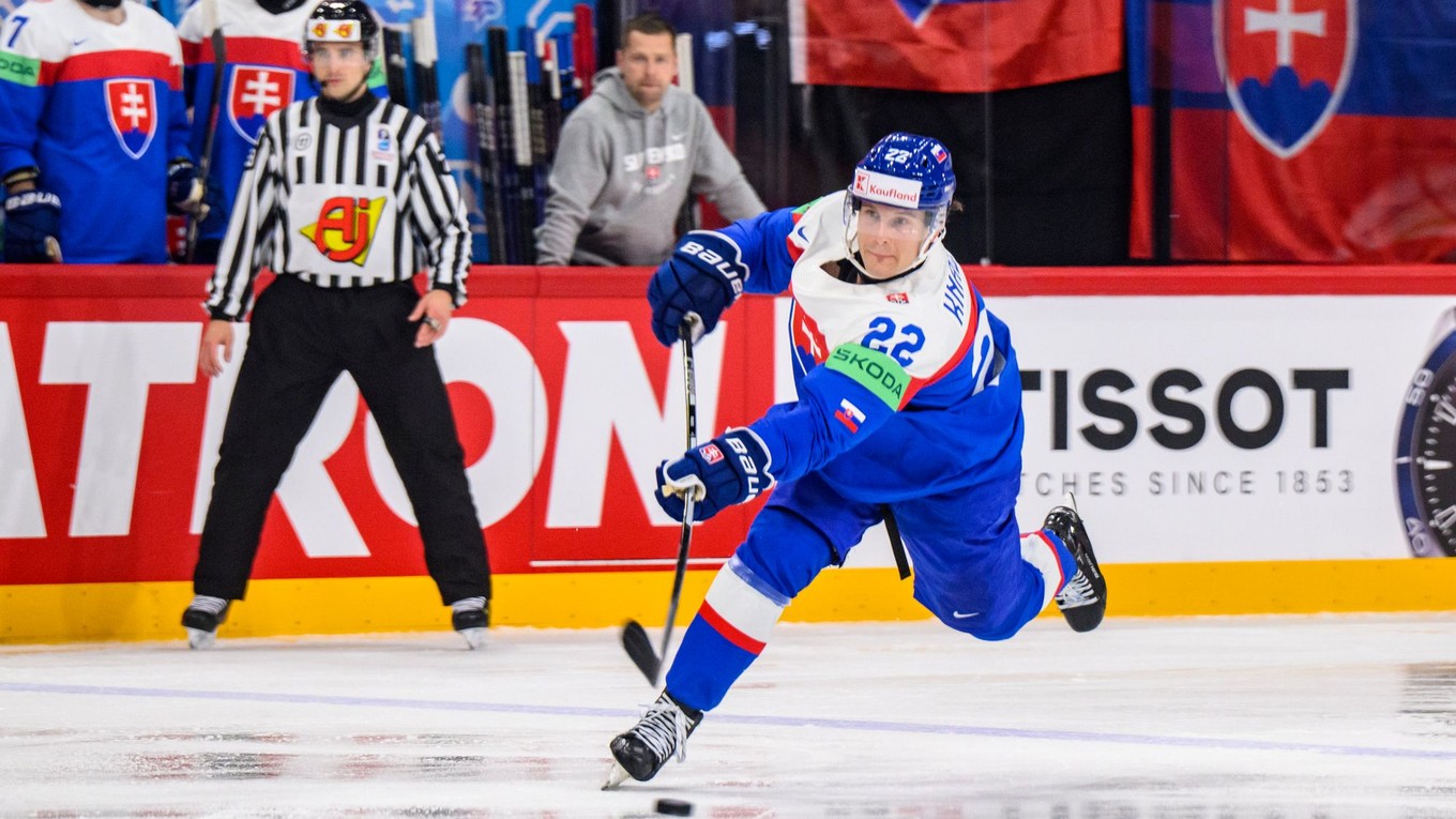 Samuel Kňažko v zápase Slovensko - Kanada v skupine A na MS v hokeji 2025. 