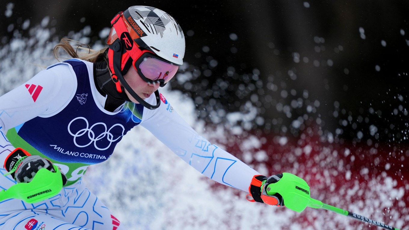Petra Vlhová počas tímovej súťaže na zimných olympijských hrách 2026. 