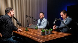 Boris Valábik, Ondrej Rusnák a Stano Benčat debatujú v podcaste Hokejový BOSS najmä o slovenskom hokeji.