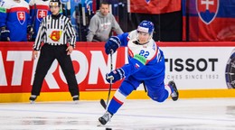 Samuel Kňažko v zápase Slovensko - Kanada v skupine A na MS v hokeji 2025. 