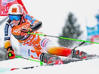 ONLINE: Petra Vlhová dnes ide obrovský slalom v rakúskom Söldene (1. kolo).