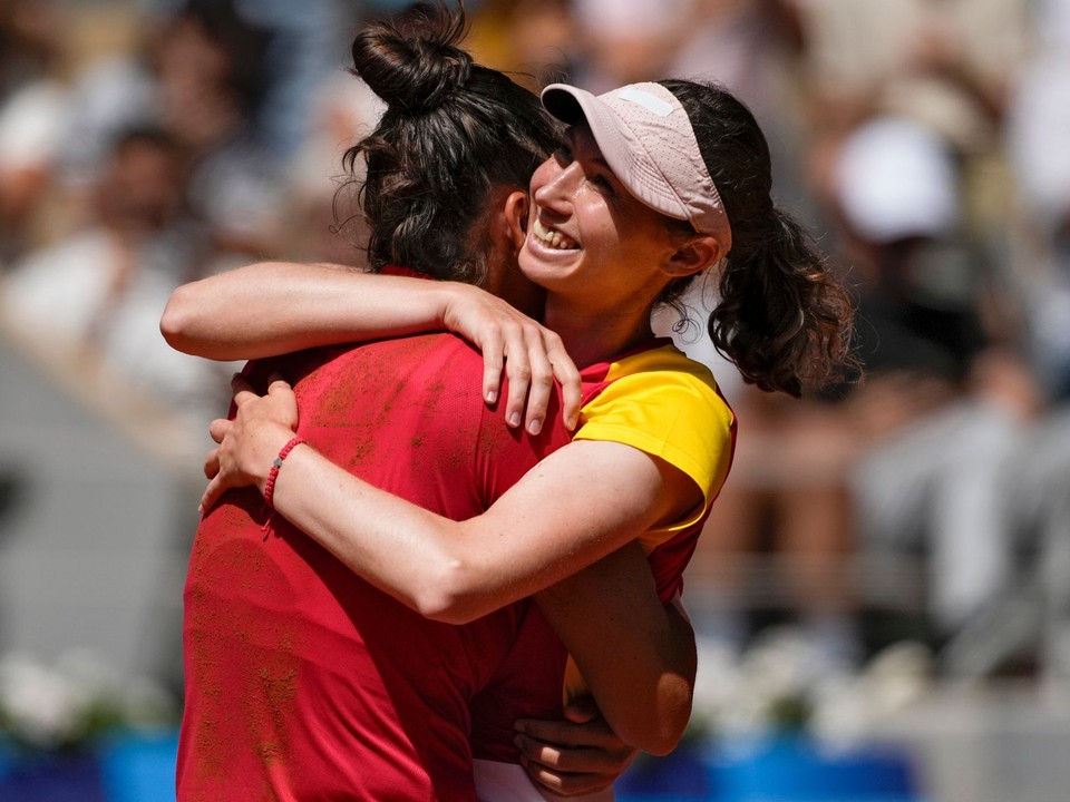 Cristina Bucsaová a Sara Sorribesová Tormová.