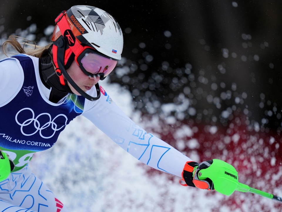 Petra Vlhová počas tímovej súťaže na zimných olympijských hrách 2026. 