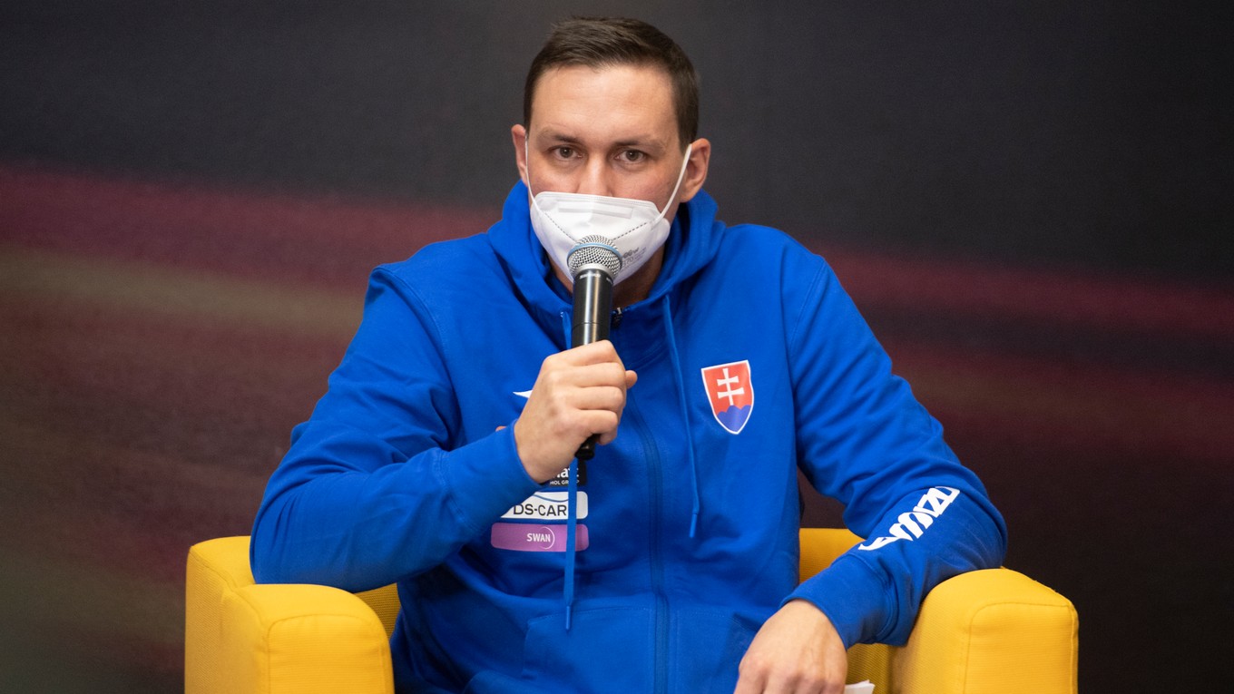 Tréner slovenskej reprezentácie v hádzanej Peter Kukučka. 