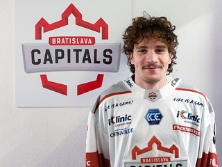 Samuel Šmida absolvoval premiéru v drese Bratislava Capitals v Ice Hockey League.