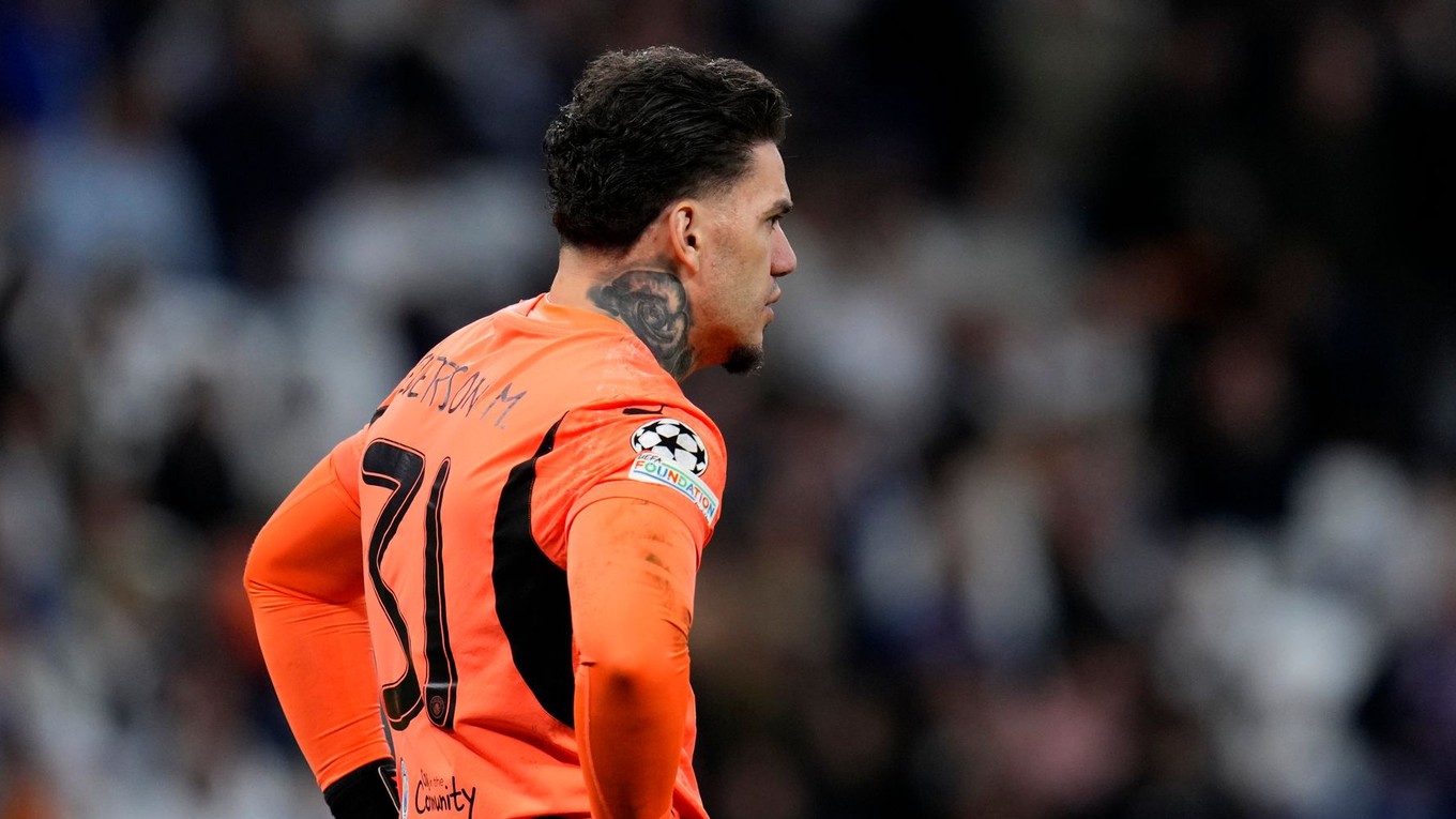 Brankár Manchestru City Ederson.
