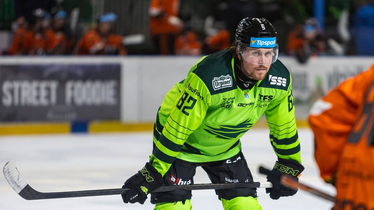 Brett Ritchie v drese mužstva Vlci Žilina.