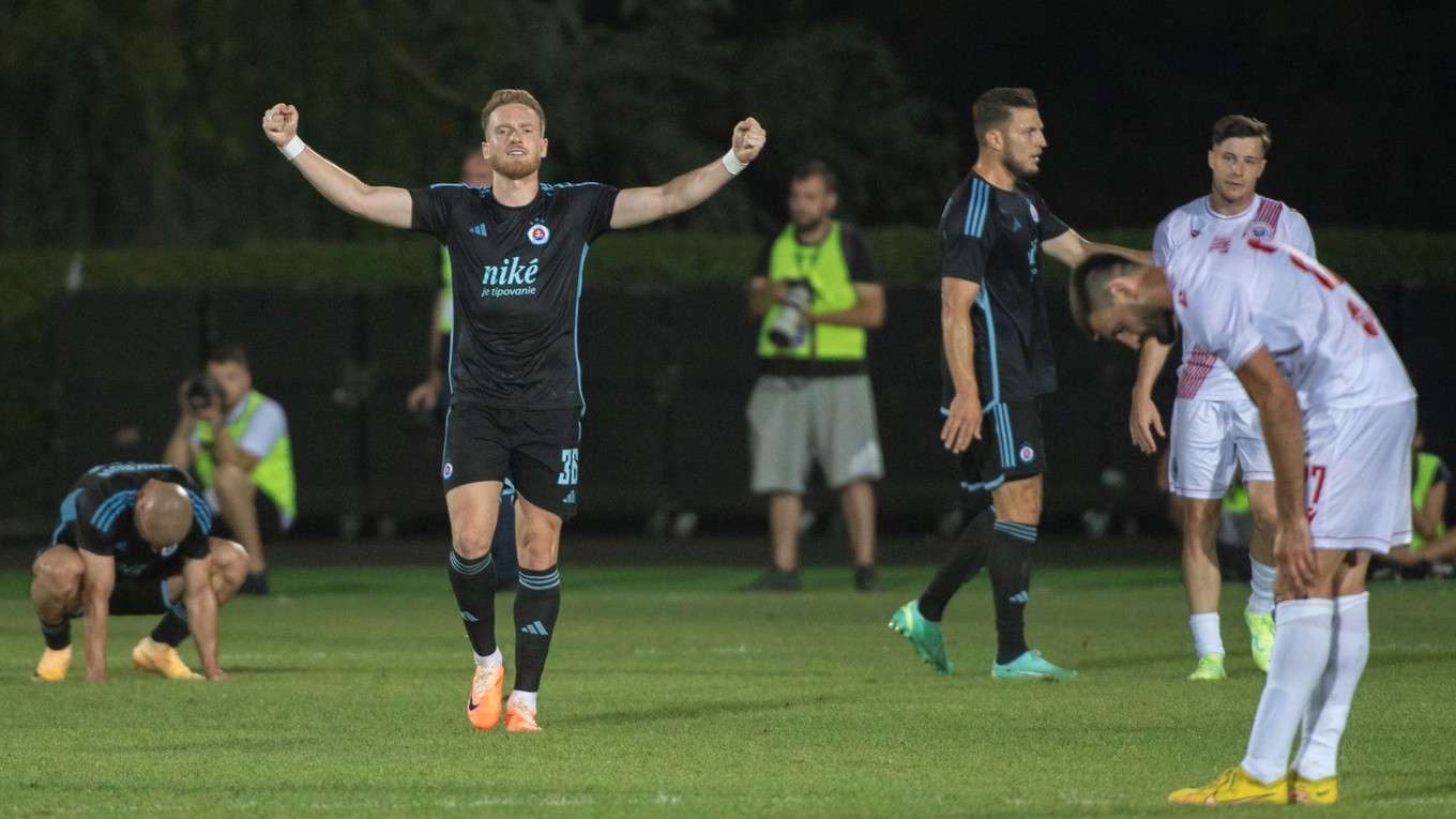 Lucas Lovat sa teší z víťazstva po prvom zápase 2. predkola Ligy majstrov HŠK Zrinjski Mostar - ŠK Slovan Bratislava.