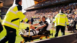  Zranený futbalista Tottenhamu Hotspur Xavi Simons