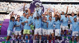 Hráči Man City oslavujú po zisku titulu v roku 2024.