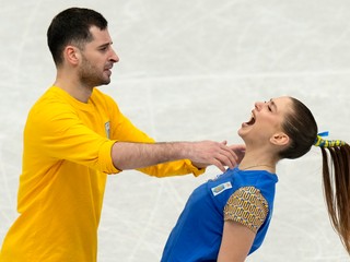 Oleksandra Nazarovová a Maksym Nikitin.