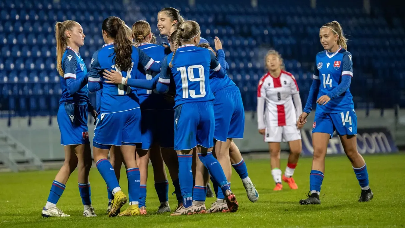 Slovenské futbalistky do 17 rokov.
