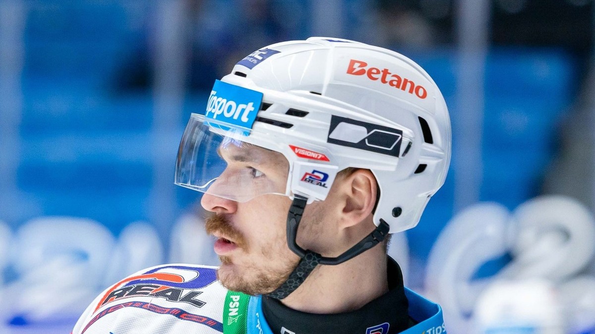 Miloš Kelemen v drese Pardubíc.