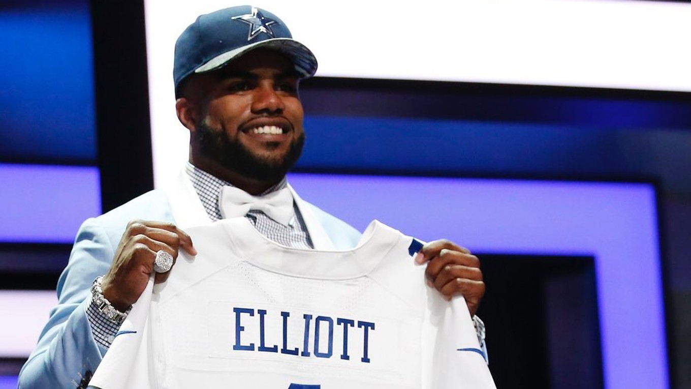 Ezekiel Elliott pri drafte NFL. 