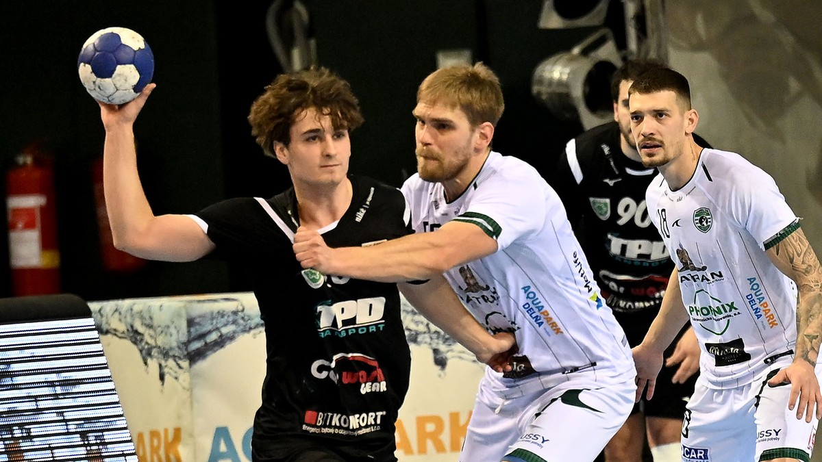 Fotka zo zápasu MHC Štart Nové Zámky - HT Tatran Prešov.