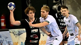 Fotka zo zápasu MHC Štart Nové Zámky - HT Tatran Prešov.