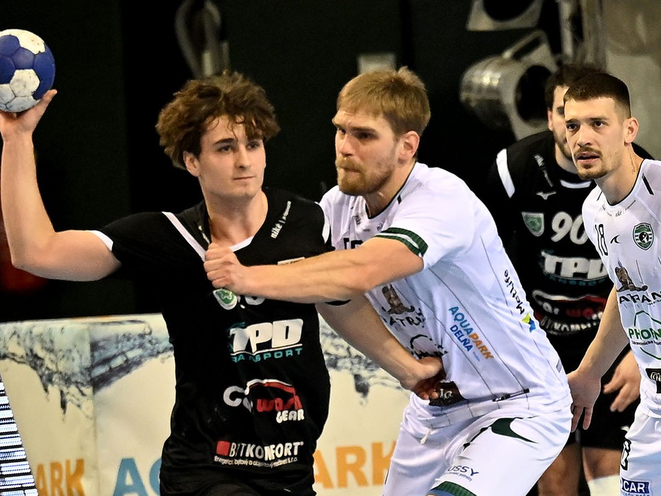 Fotka zo zápasu MHC Štart Nové Zámky - HT Tatran Prešov.