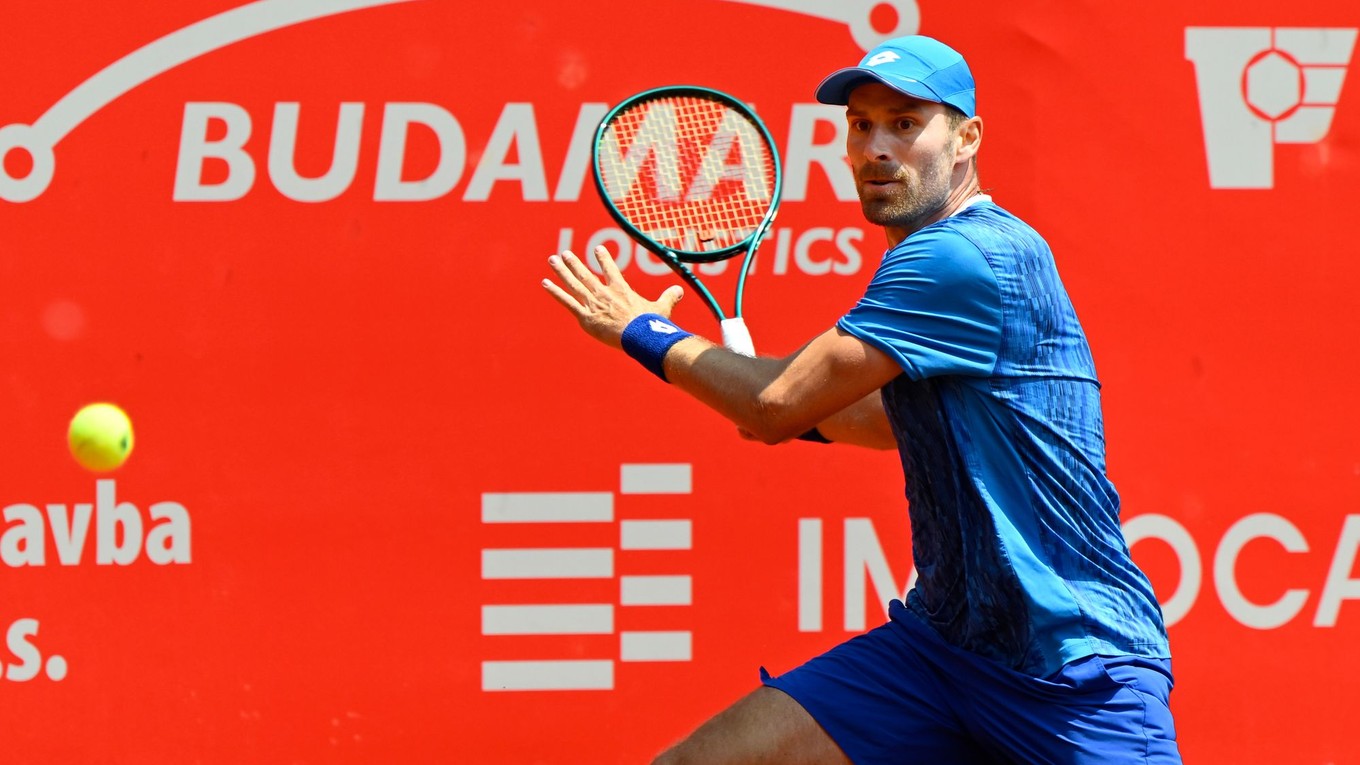 Slovenský tenista Norbert Gombos.