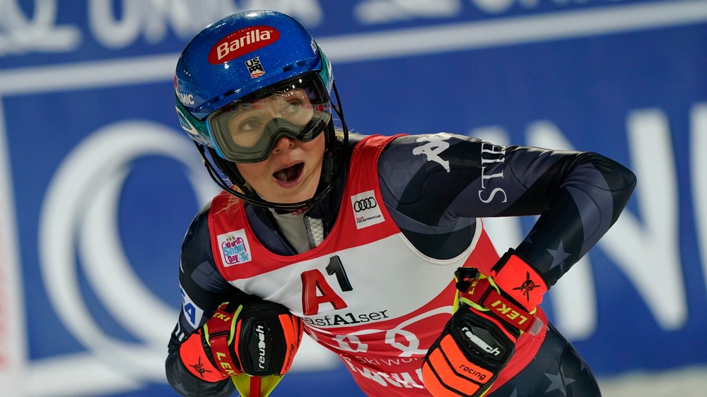 Shiffrinová rozdávala po pretekoch úsmevy, no trpela. V cieli vracala