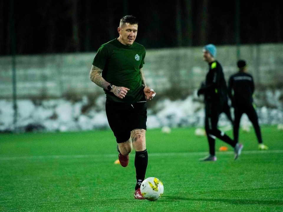 Nedávny reprezentant Slovenska Juraj Kucka sa tento utorok zapojil do zimnej prípravy materskej Prievidze.
