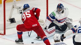 Brankár Nórska Henrik Haukeland v zápase proti Česku na MS v hokeji 2026.