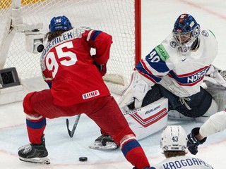 Brankár Nórska Henrik Haukeland v zápase proti Česku na MS v hokeji 2026.