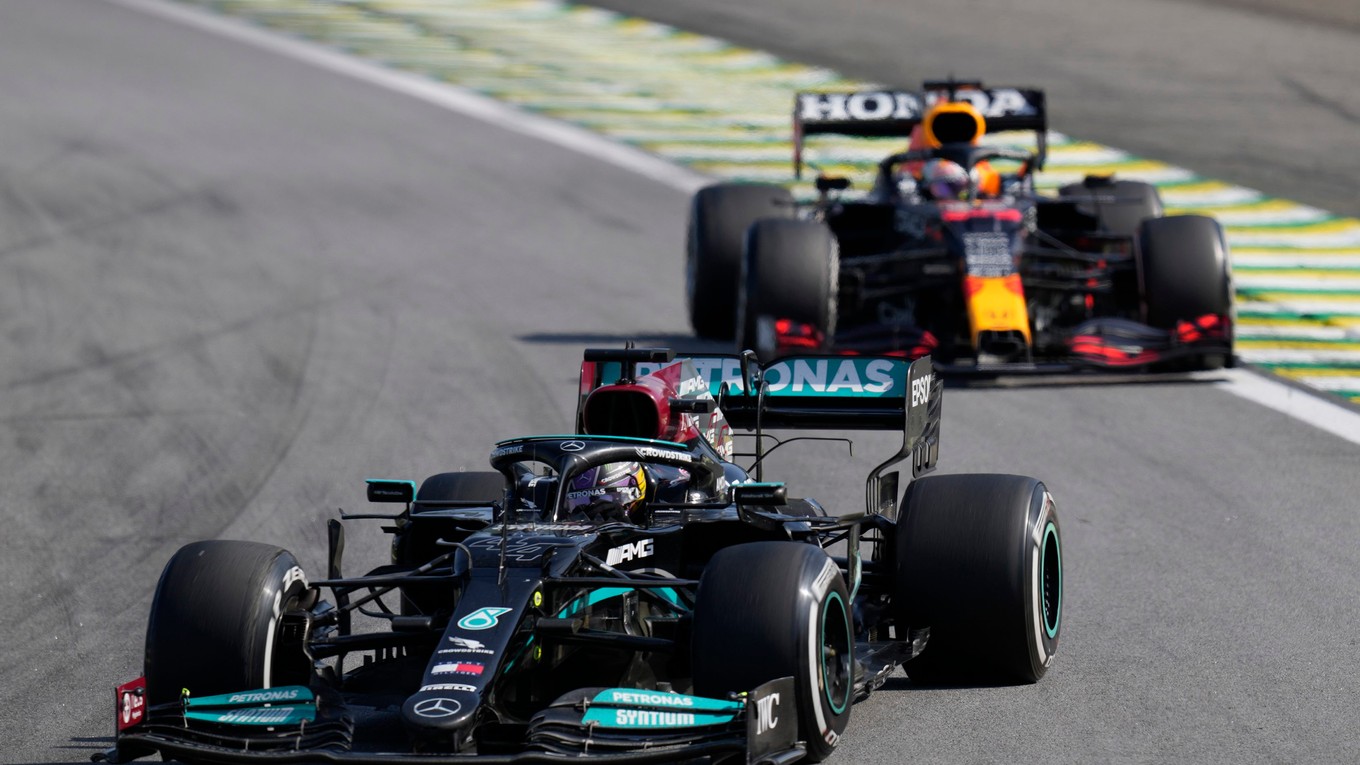 Lewis Hamilton a Max Verstappen.