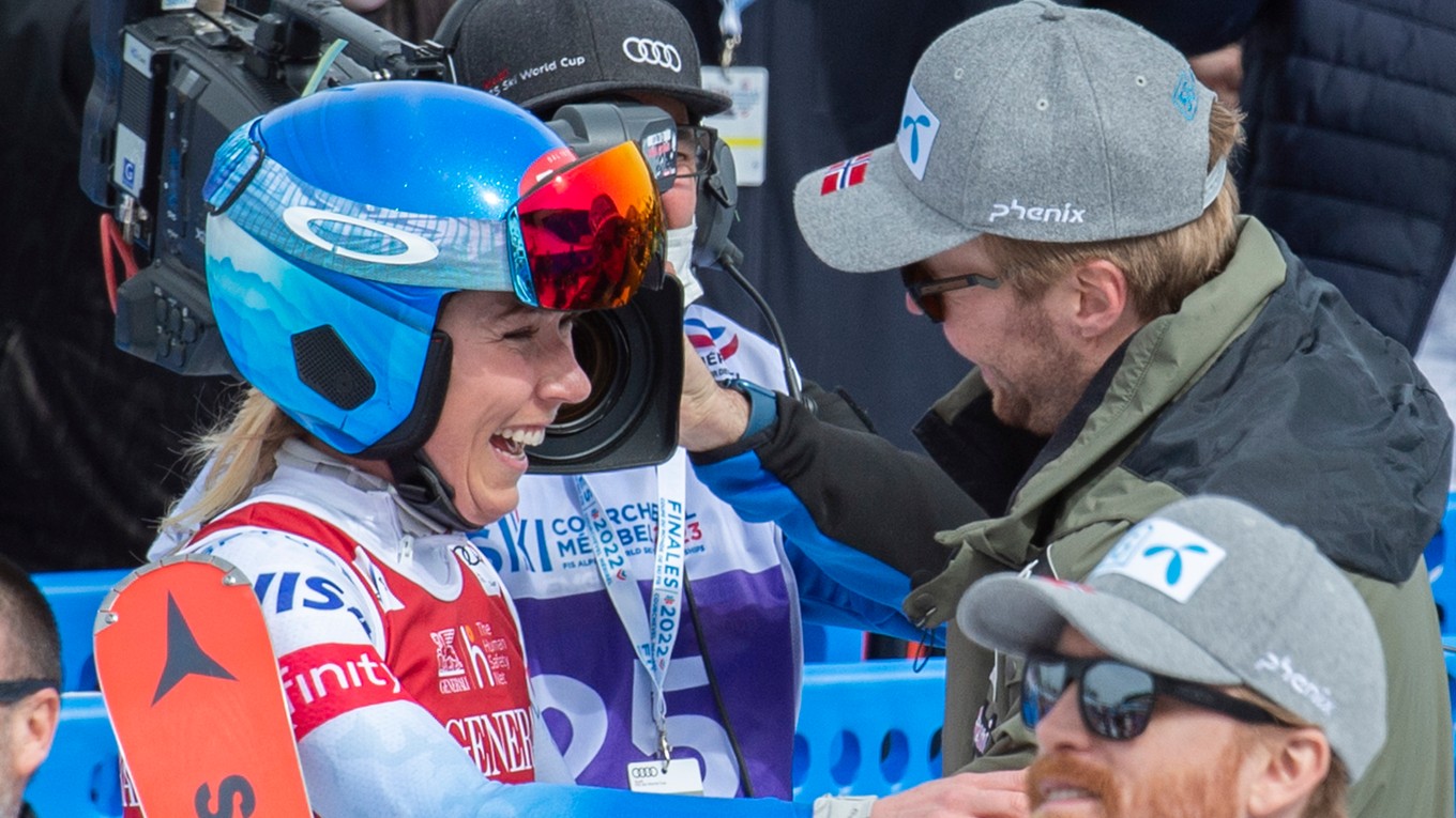 Mikaela Shiffrinová so svojím nórskym priateľom a lyžiarom Aleksandrom Aamodtom Kildem.