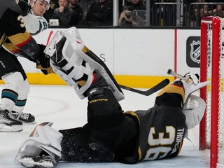 Momentka zo zápasu Vegas Golden Knights - San Jose Sharks.