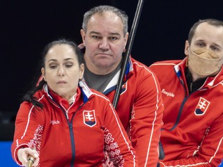 Slovenský tím v curlingu na ZPH 2022 v Pekingu.