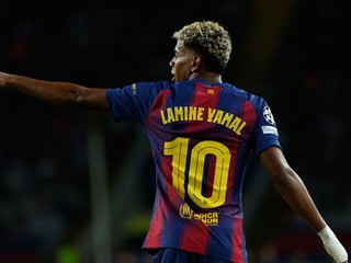 Lamine Yamal v drese FC Barcelona.