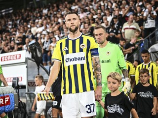 Slovenský futbalista Milan Škriniar z Fenerbahce Istanbul.