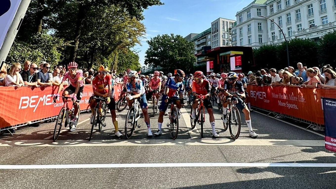 Momentka z pretekov Bremer Cyclassics Hamburg 2024.