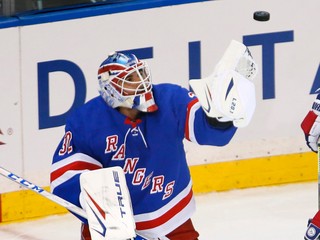 Adam Húska v príprave New York Rangers.