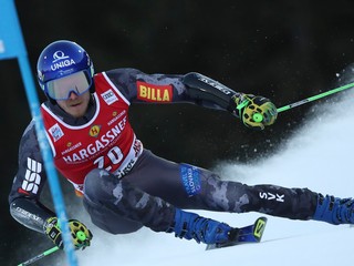 ONLINE prenos: Adam Žampa dnes ide obrovský slalom v stredisku Alta Badia (2. kolo).