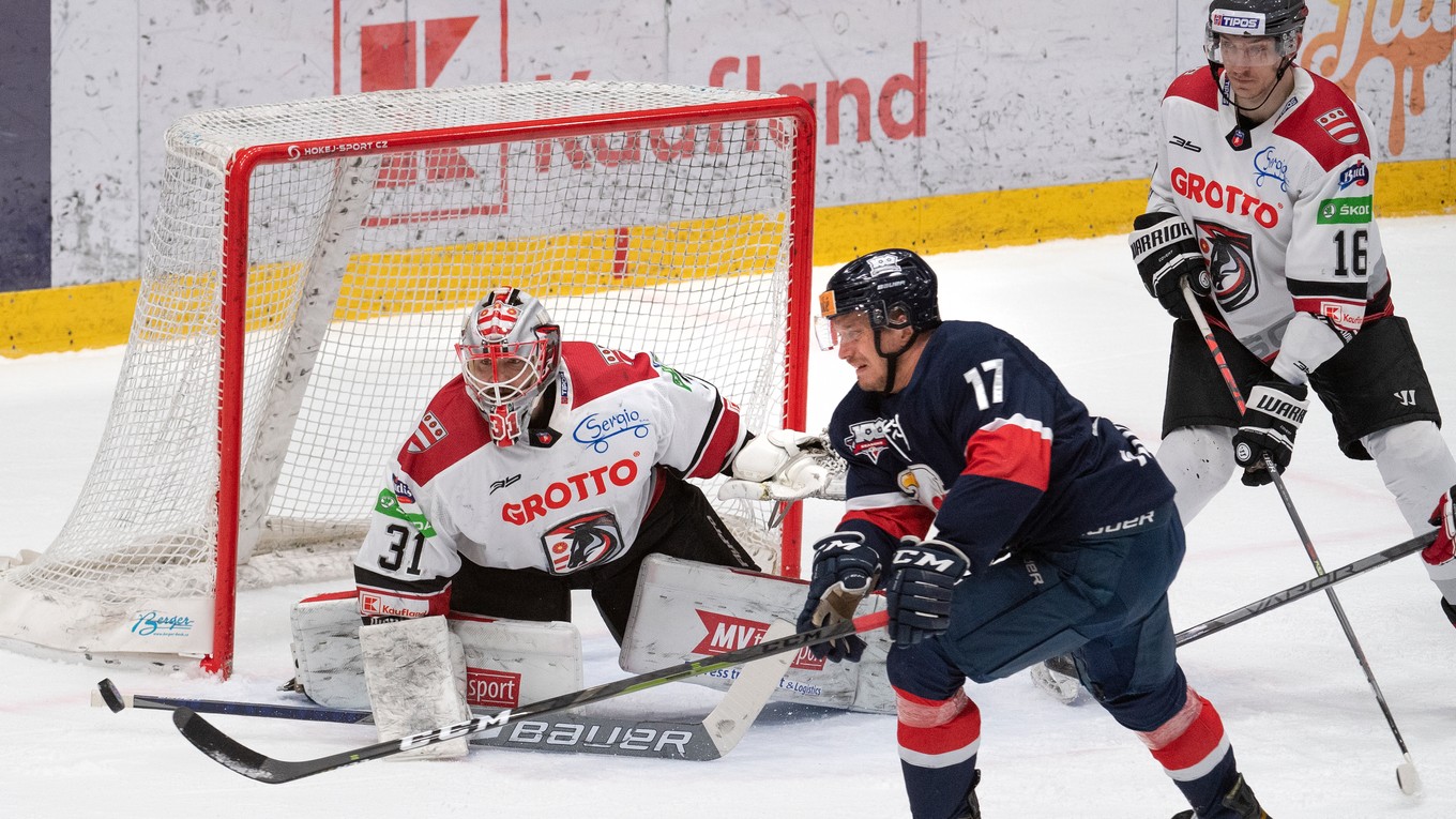 Momentka z play off Tipos extraligy: HC SLOVAN Bratislava - HC GROTTO Prešov.