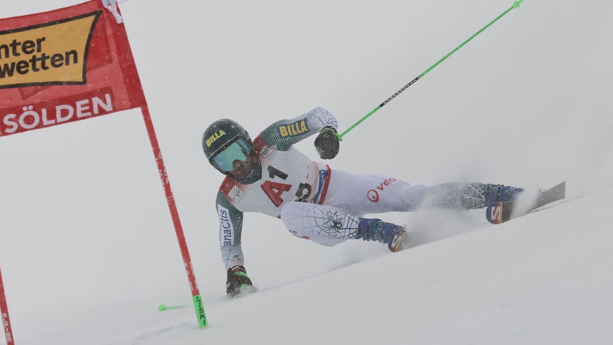 ONLINE: 1. kolo obrovského slalomu mužov dnes v Kranjskej Gore.