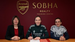 Barbora Votíková v strede.