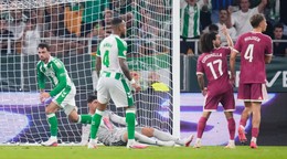 Parrott oslavuje gól proti Realu Madrid.