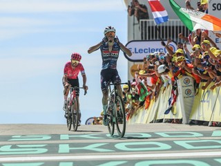 Valentin Paret Peintre vyhral 16. etapu Tour de France 2025